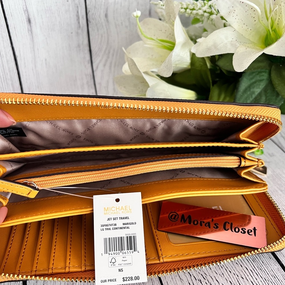 🦋Michael Kors LG Continental Wallet-Wristlet - Picture 5 of 6